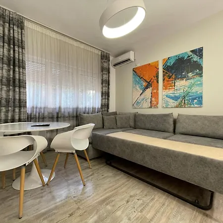 Boutique One Bedroom Appartement Tirana